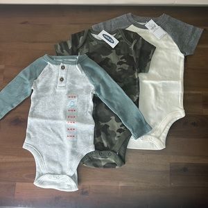 3 Old Navy Onesies and 1 pant (6-12 months)
